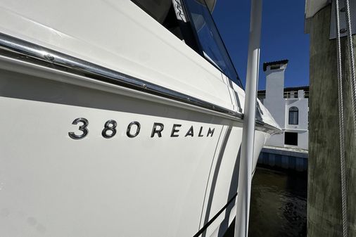 Boston Whaler 380 Realm image