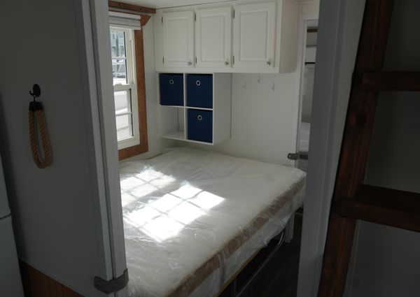 Catamaran Aqua Lodge image