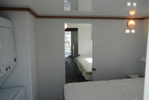 Catamaran Aqua Lodge image