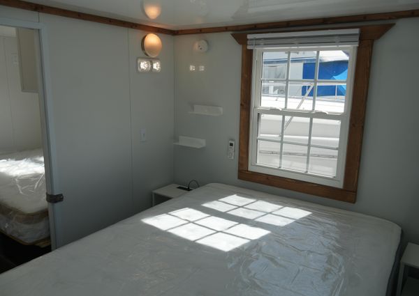 Catamaran Aqua Lodge image