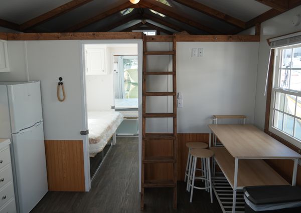 Catamaran Aqua Lodge image