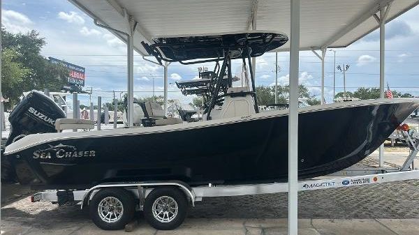 Sea Chaser 24 HFC 