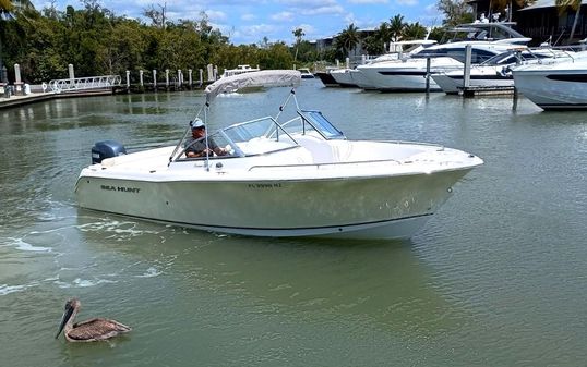 Sea Hunt Escape 220 LE image