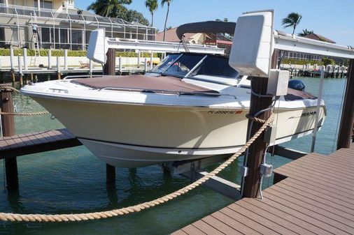 Sea Hunt Escape 220 LE image