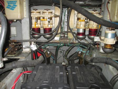 Sea-ray 440-EXPRESS-BRIDGE image