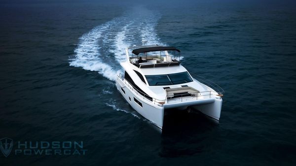 Hudson Power Catamaran
