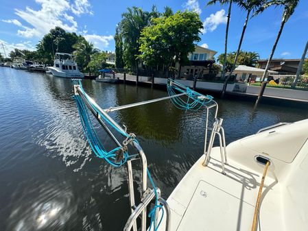 Sea Ray 420 Aft Cabin image