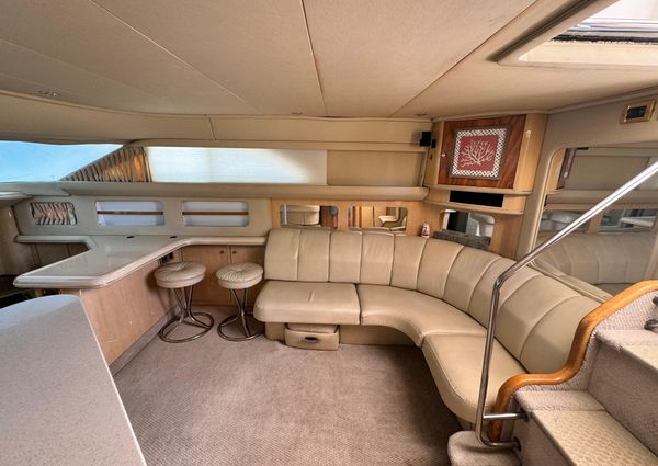 Sea-ray 420-AFT-CABIN image