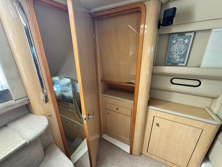 Sea Ray 420 Aft Cabin image