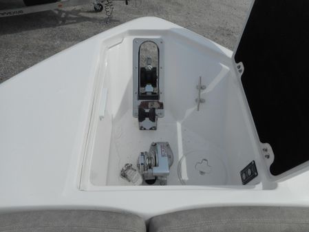 Sea Fox 268 Commander image