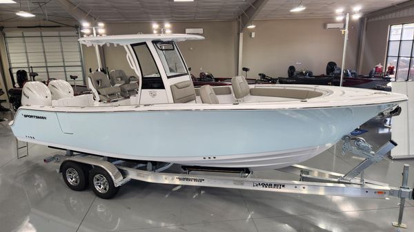 Sportsman Heritage 261 Center Console 