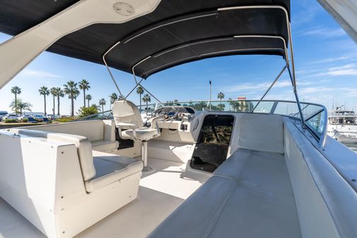 Bayliner 4788 Pilothouse image