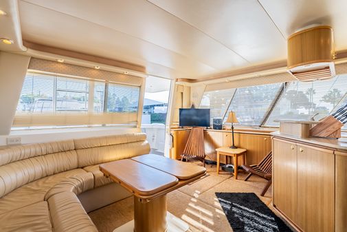 Bayliner 4788 Pilothouse image