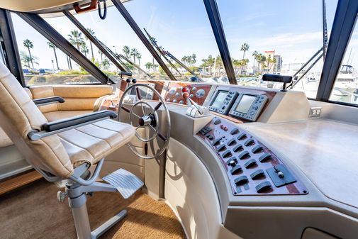 Bayliner 4788 Pilothouse image