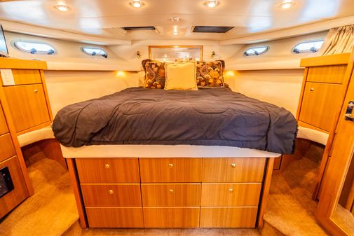 Bayliner 4788 Pilothouse image