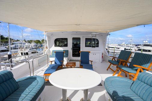 Hatteras 80 Motor Yacht Sky Lounge image