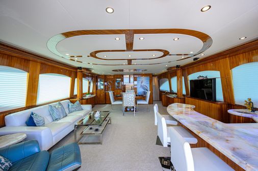 Hatteras 80 Motor Yacht Sky Lounge image