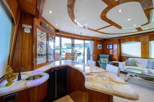 Hatteras 80 Motor Yacht Sky Lounge image