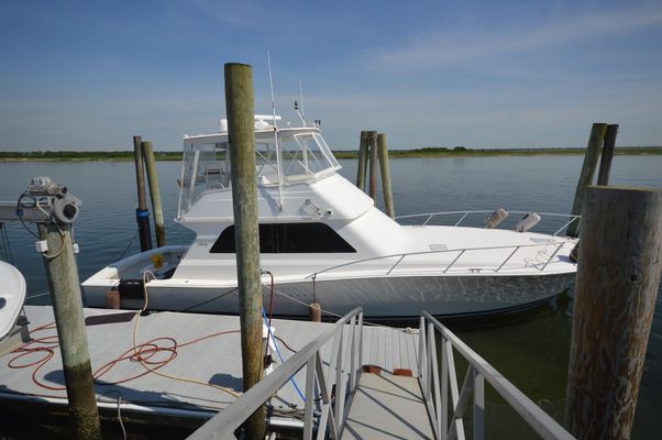 Viking 47 Convertible - main image