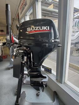 Suzuki  image