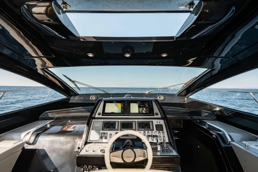 Riva 63 Vertigo image