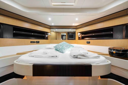 Riva 63 Vertigo image