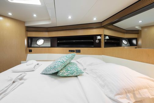 Riva 63 Vertigo image