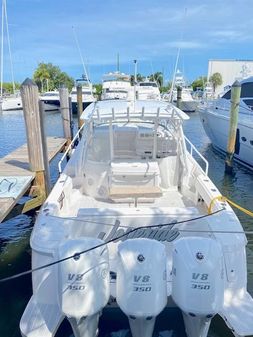 Intrepid 430 Sport Yacht image