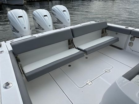 Everglades 395 Center Console image