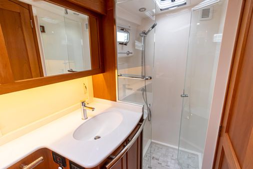 Sabre 58 Salon Express image