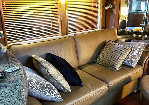 Sea Ray 52 Sundancer image