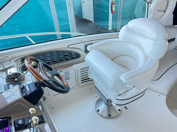 Sea Ray 52 Sundancer image