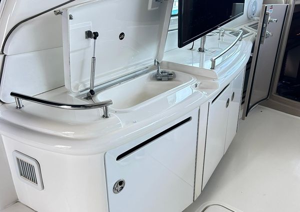 Sea Ray 52 Sundancer image