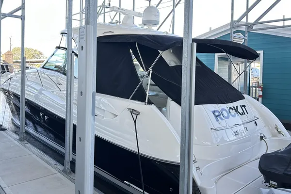 Sea Ray 52 Sundancer image
