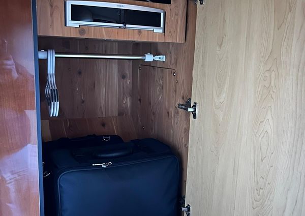 Sea Ray 52 Sundancer image