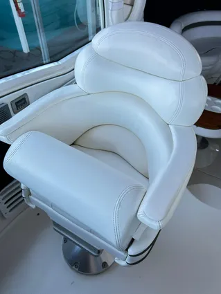 Sea Ray 52 Sundancer image