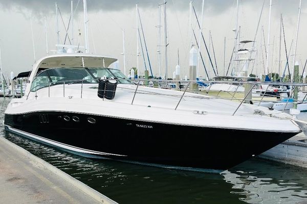 Sea Ray 52 Sundancer - main image