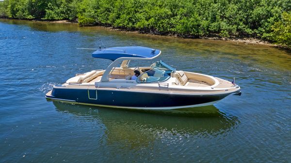 Chris-Craft 31 LAUNCH GT