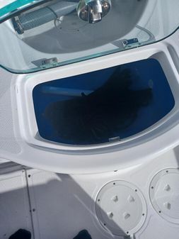 Everglades 243 Center Console image