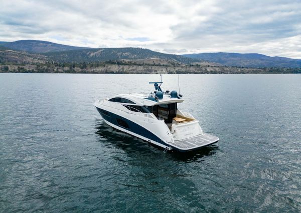 Sea Ray L590 image