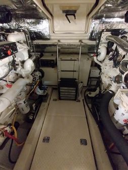 Tiara Yachts 5200 Express image