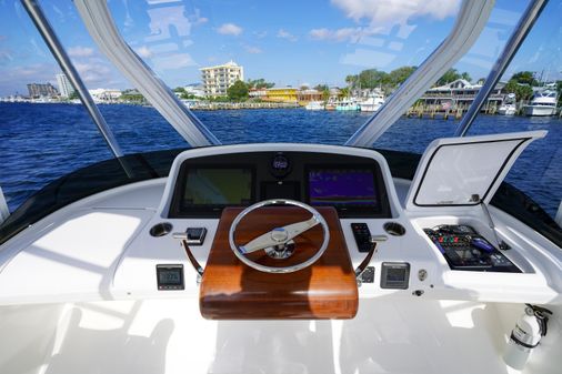 Bertram 35 Flybridge image