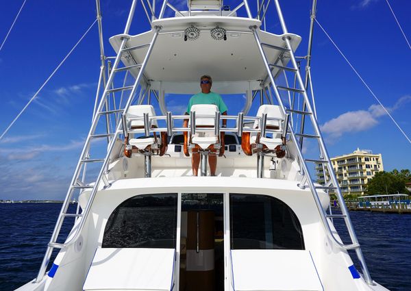 Bertram 35 Flybridge image