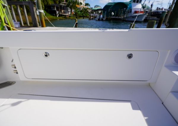 Bertram 35 Flybridge image