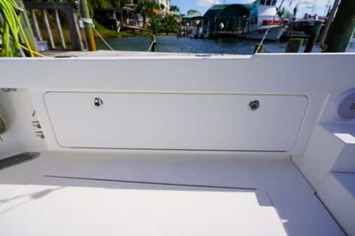 Bertram 35 Flybridge image