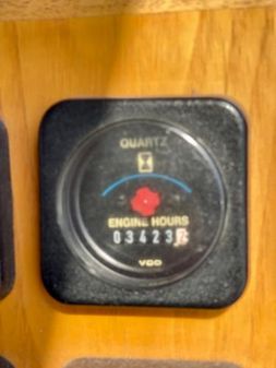 Dyna VANTARE-COCKPIT-MOTOR-YACHT image