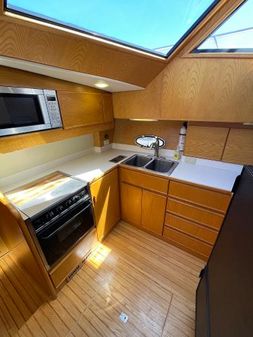 Dyna VANTARE-COCKPIT-MOTOR-YACHT image