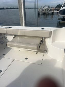 Boston Whaler 315 Conquest image