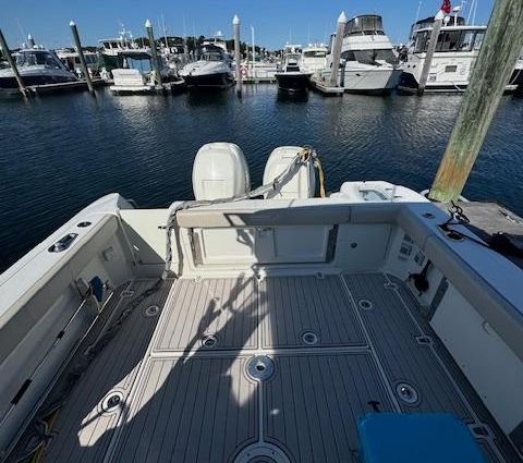 Boston Whaler 315 Conquest image