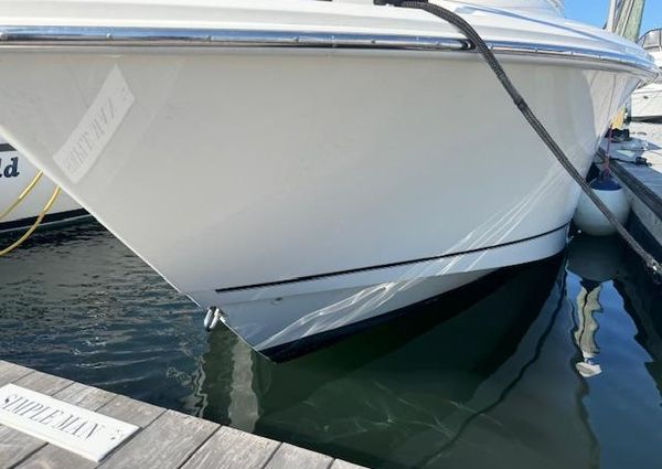 Boston Whaler 315 Conquest image